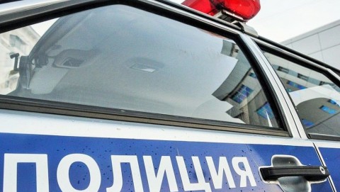 Сотрудники Госавтоинспекции устанавливают обстоятельства ДТП с участием 6 автомобилей на территории Ашинского района